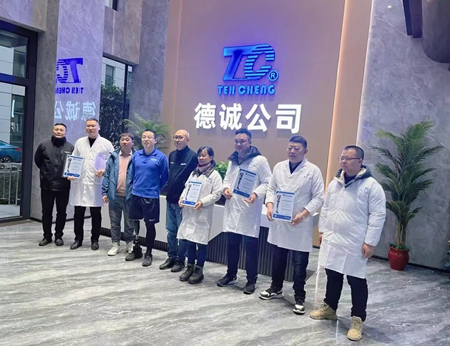 2023年度德誠技術(shù)骨干進(jìn)行首輪技術(shù)、產(chǎn)品培訓(xùn)